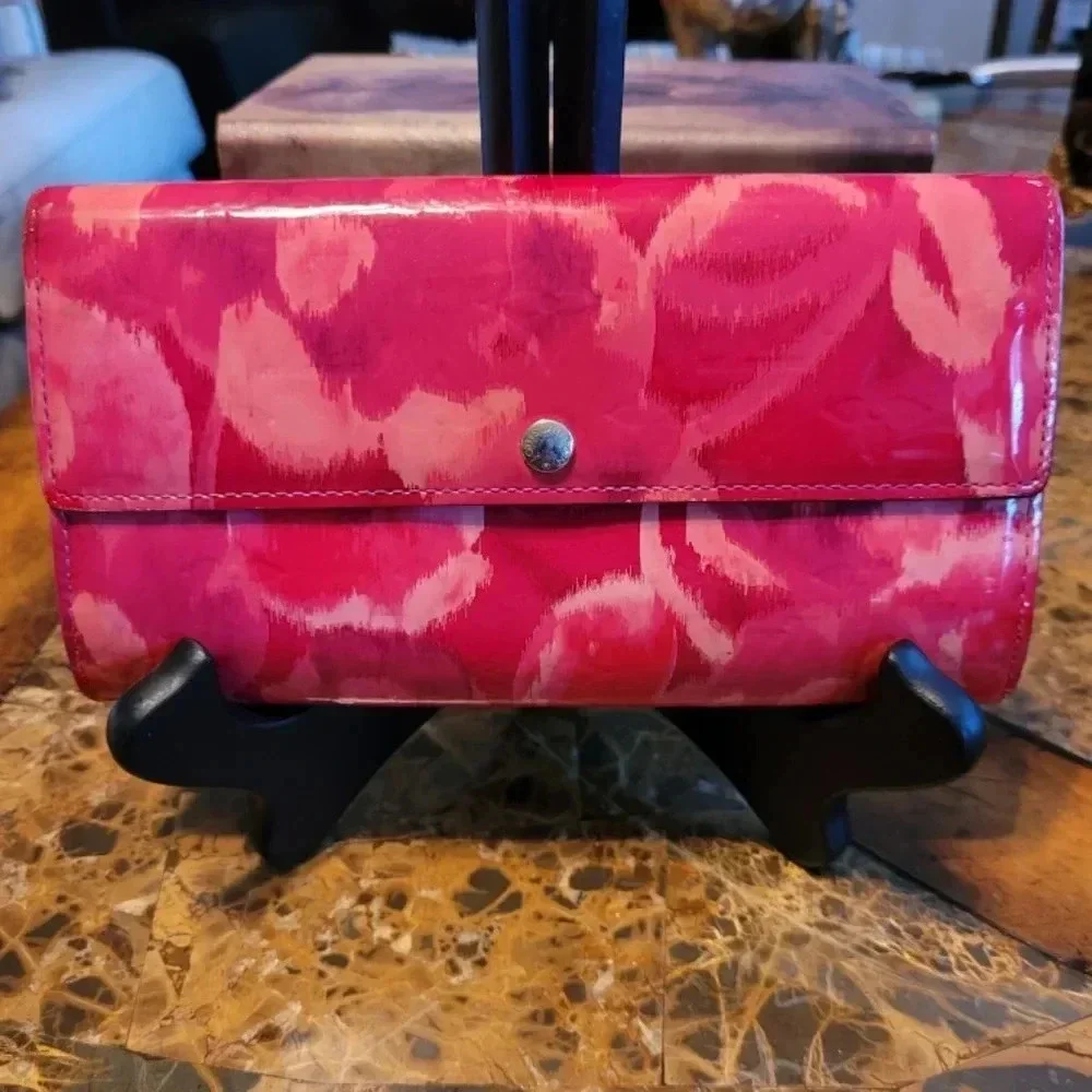 Louis Vuitton Vernis Ikat - Picture 2 of 9